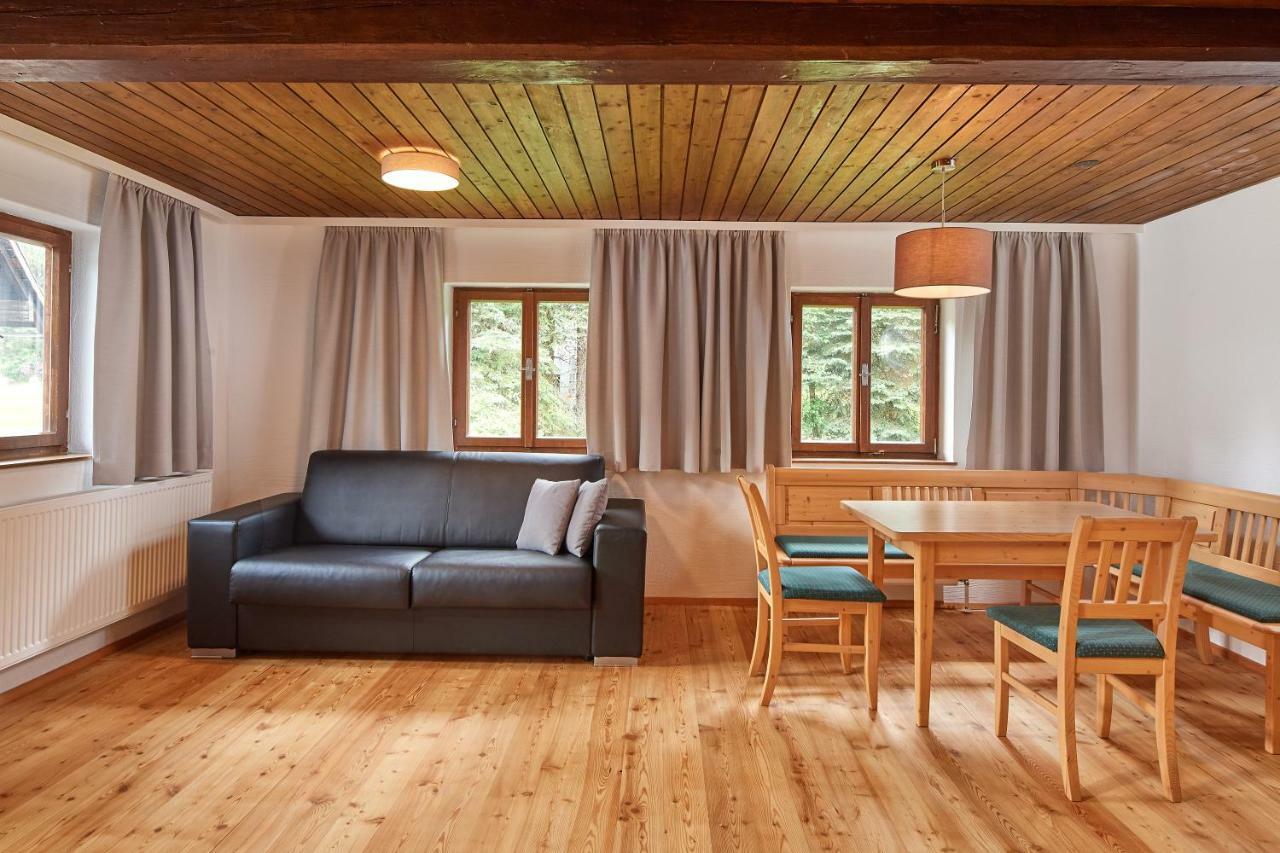 ホテル Gut Voegeihof フォルスタウ エクステリア 写真